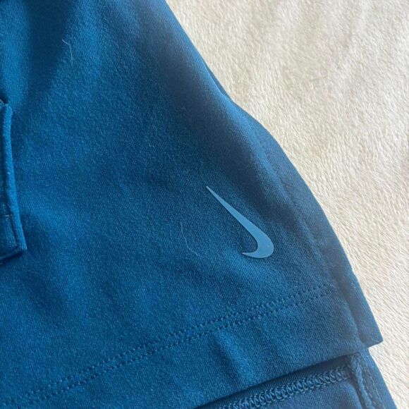 Nike Dri-FIT Women’s Blue Long Sleeve Hoodie | Athletic Activewear | Size M - Picture 2 of 5